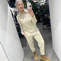 J By J ME7001AB Sweat Suit Creme