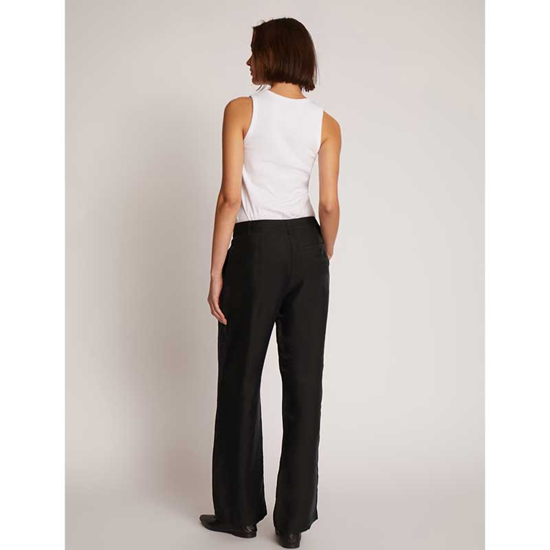 Munthe Taolo Pants Black - J BY J Fashion