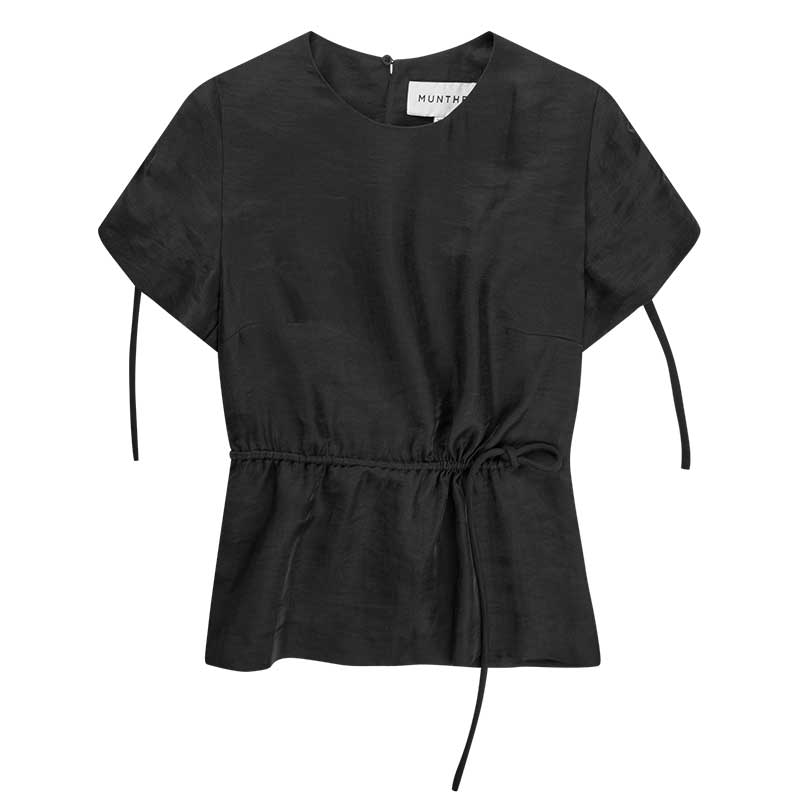 Munthe Tulup Blouse Black - J BY J Fashion